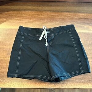 Tommy Bahama women’s black board shorts XS